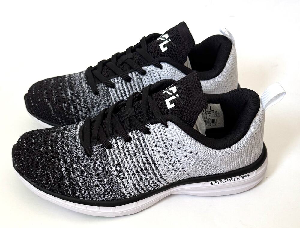 APL Techloom Wave Cushioned Workout Running Sneakers Black Size 5.5 NEW
